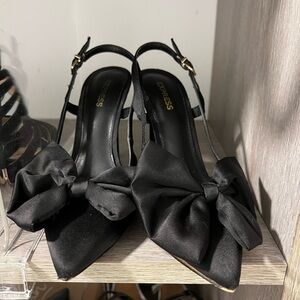 Express Women's Black Satin Bow Heels